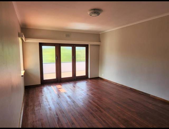 3 BEDROOM HOUSE FOR SALE IN BERGZICHT